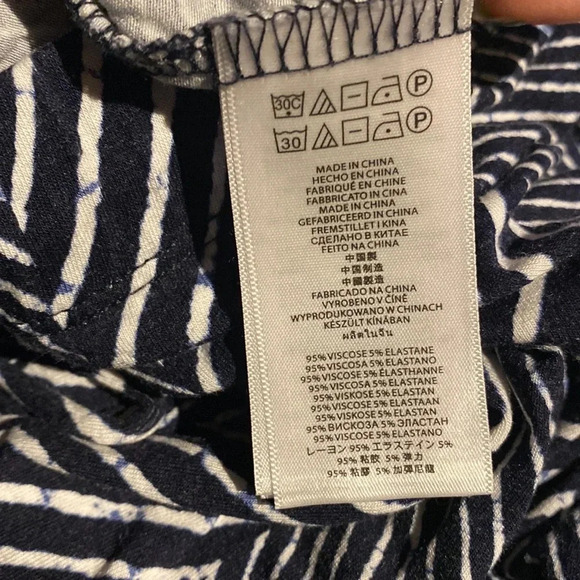 Michael Kors Geo print Maxi Skirt Sz S - Picture 11 of 12